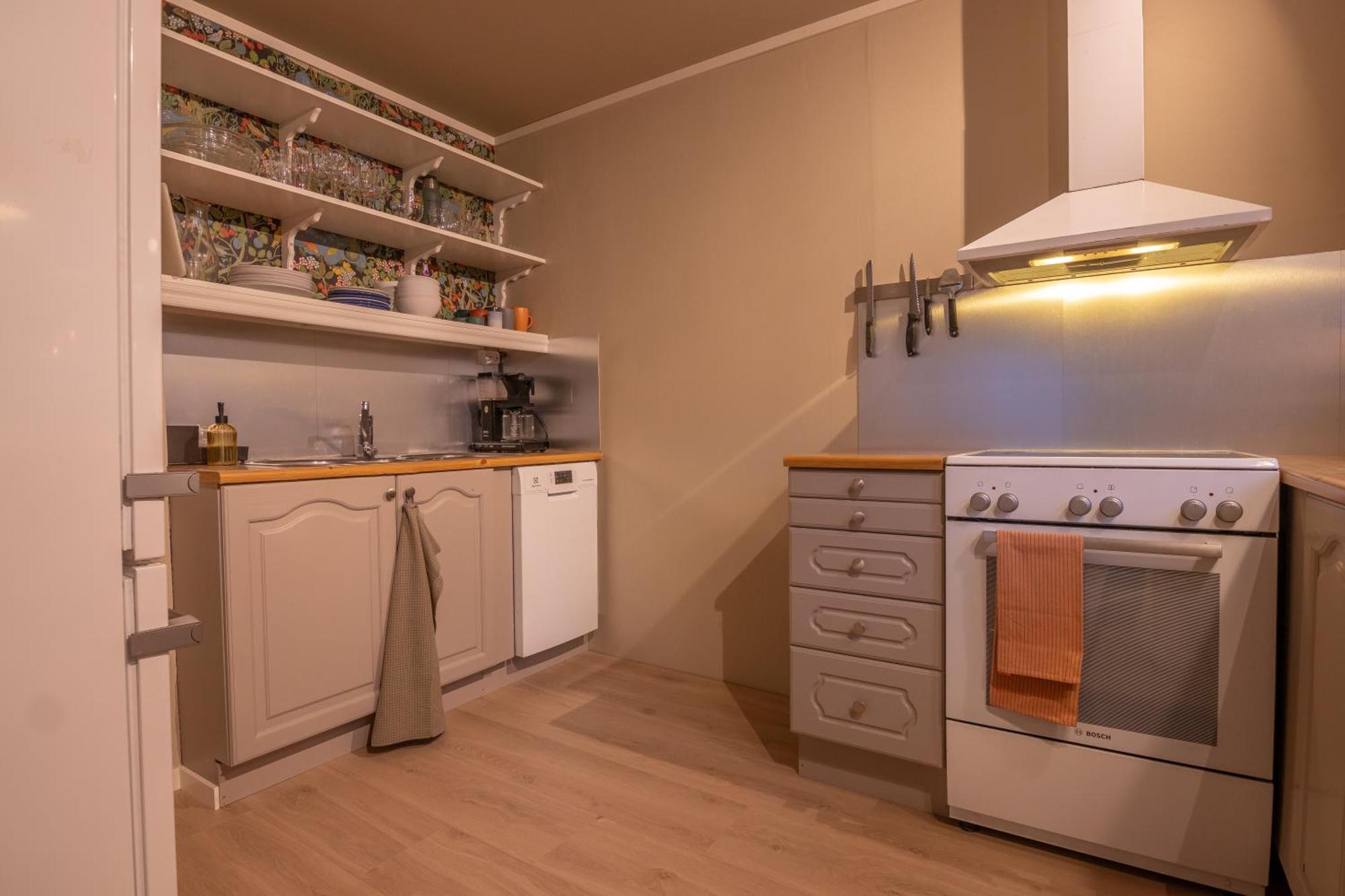 Cozy And Spacious Apartment In City Centre Тромсё Экстерьер фото