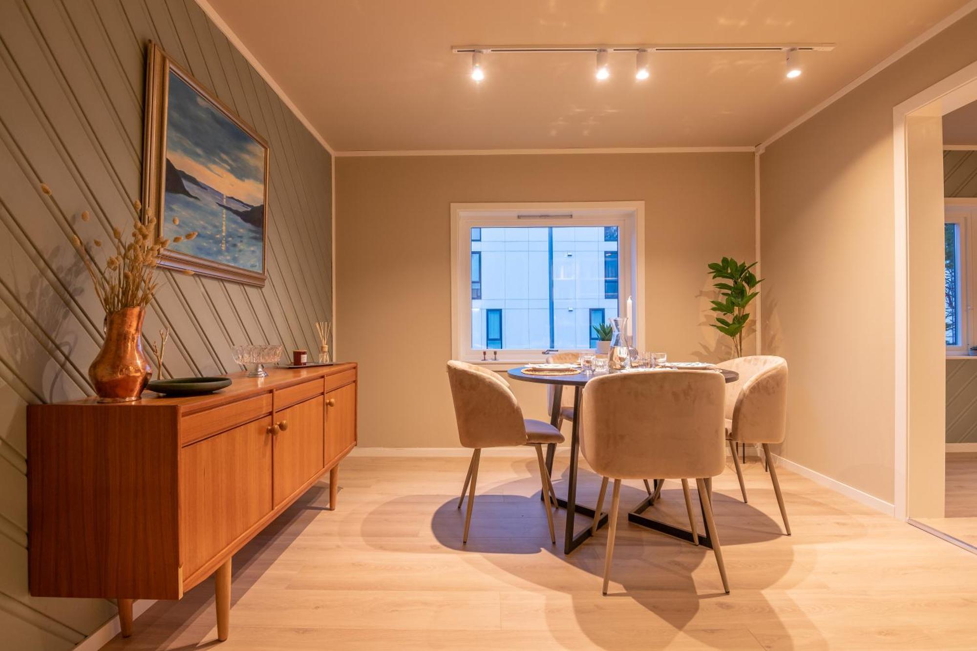 Cozy And Spacious Apartment In City Centre Тромсё Экстерьер фото